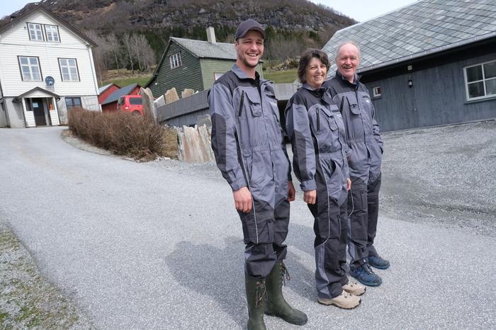 Team Hundvebakke, fra venstre Ole Jonny, Kari og Jonny. Foto: Liv Jorunn Denstadli Sagmo