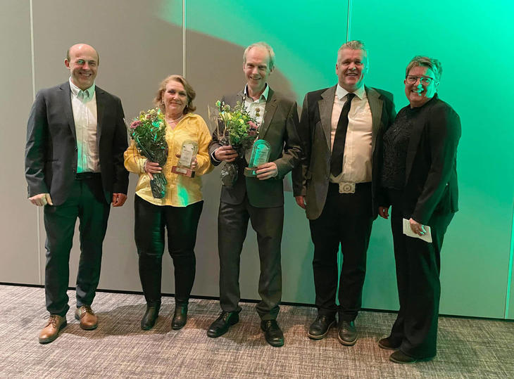 Fra venstre, styreleder i Nortura Jan Erik Fløtre, Inger Elisabeth Haugane, Øystein Finsrud, styreleder i TYR Erling Gresseth og rådgiver i Nortura Elisabeth Kluften. Fra venstre, styreleder i Nortura Jan Erik Fløtre, Inger Elisabeth Haugane, Øystein Finsrud, styreleder i TYR Erling Gresseth og rådgiver i Nortura Elisabeth Kluften.